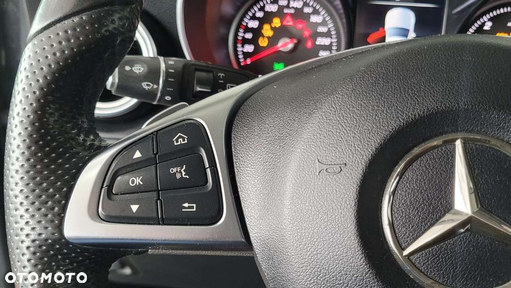 Mercedes-Benz GLC - 26
