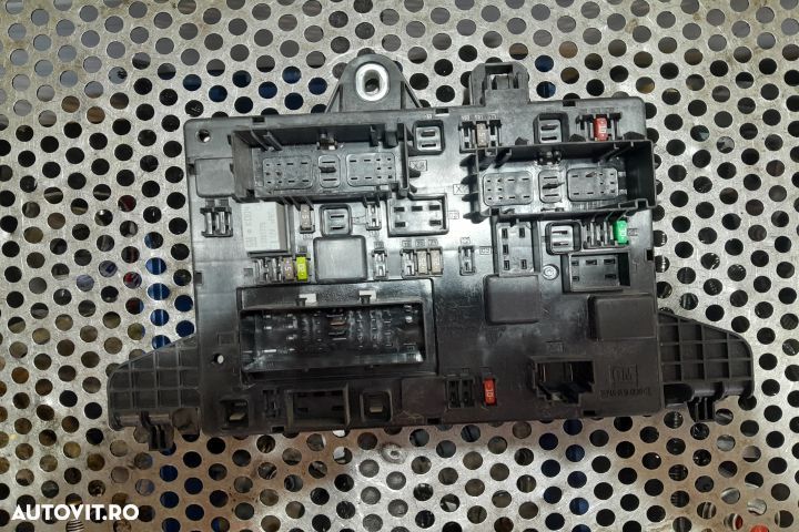 Panou sigurante bord 365927271 Opel Astra J [facelift] [2012 - 2018] - 1