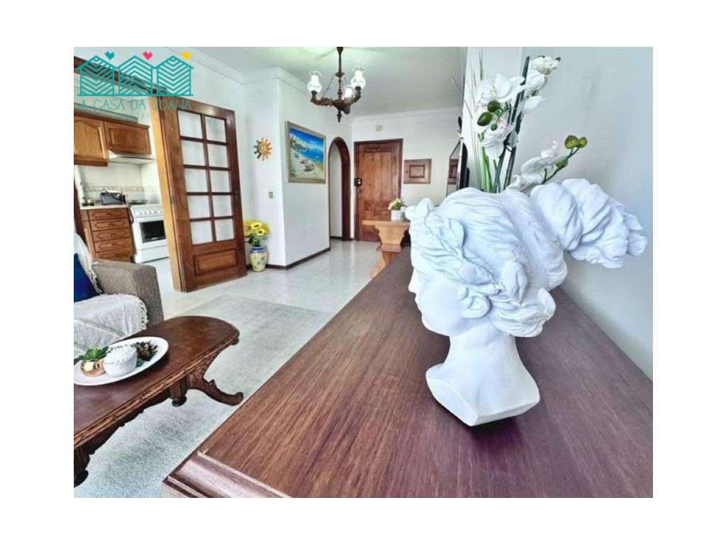Apartamento T1+1 na Praia da Barra - Grande imagem: 2/13