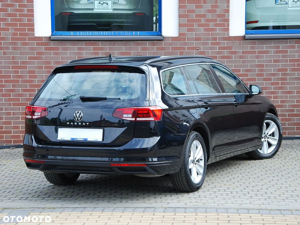 Volkswagen Passat - 29