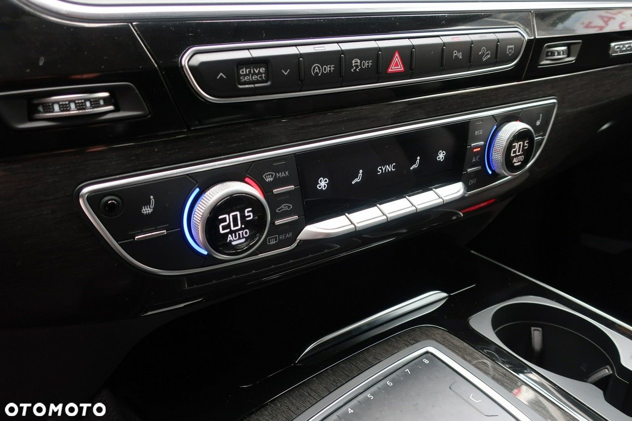 Audi Q7 - 16