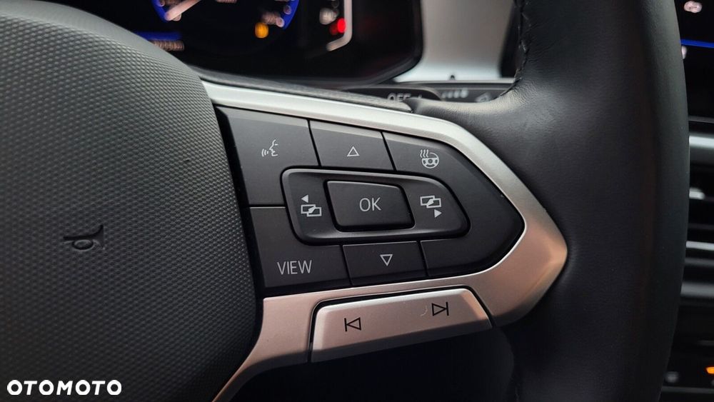 Volkswagen T-Roc - 21