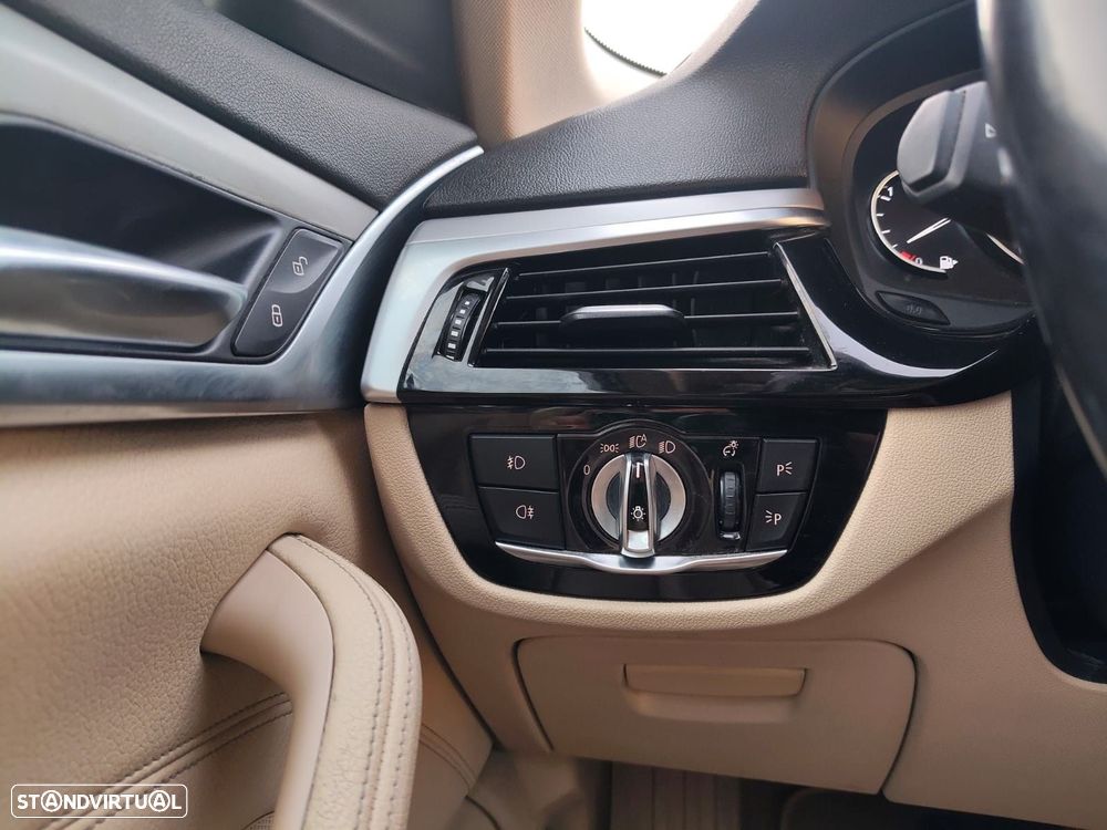 BMW 520 d Auto - 22