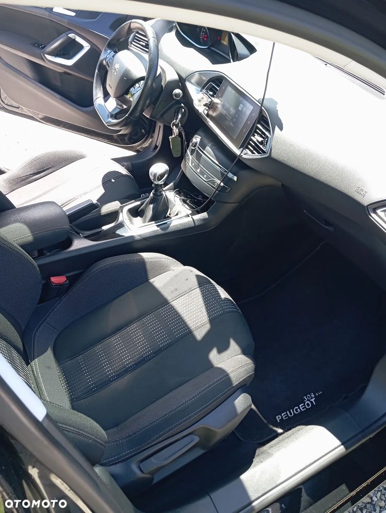 Peugeot 308 1.6 BlueHDi Active S&S - 14