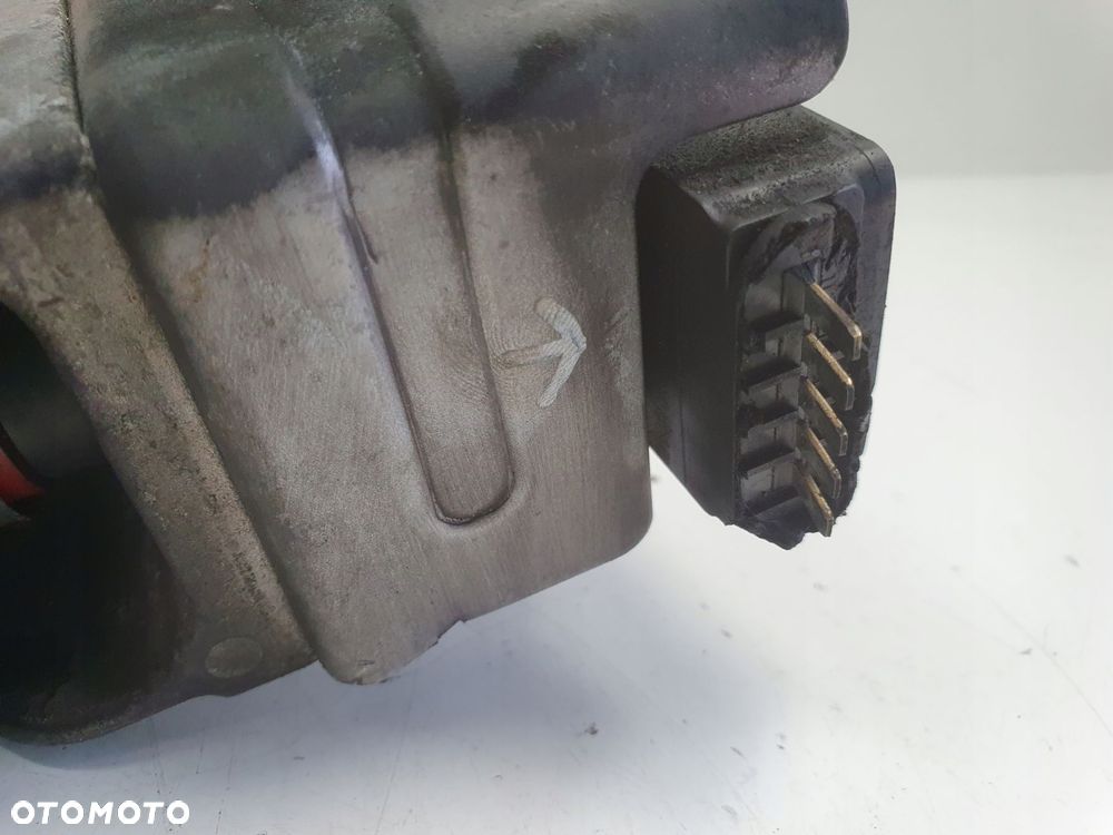 TURBOSPRĘŻARKA BMW E87 E90 2.0 D N47 _ turbo - 11