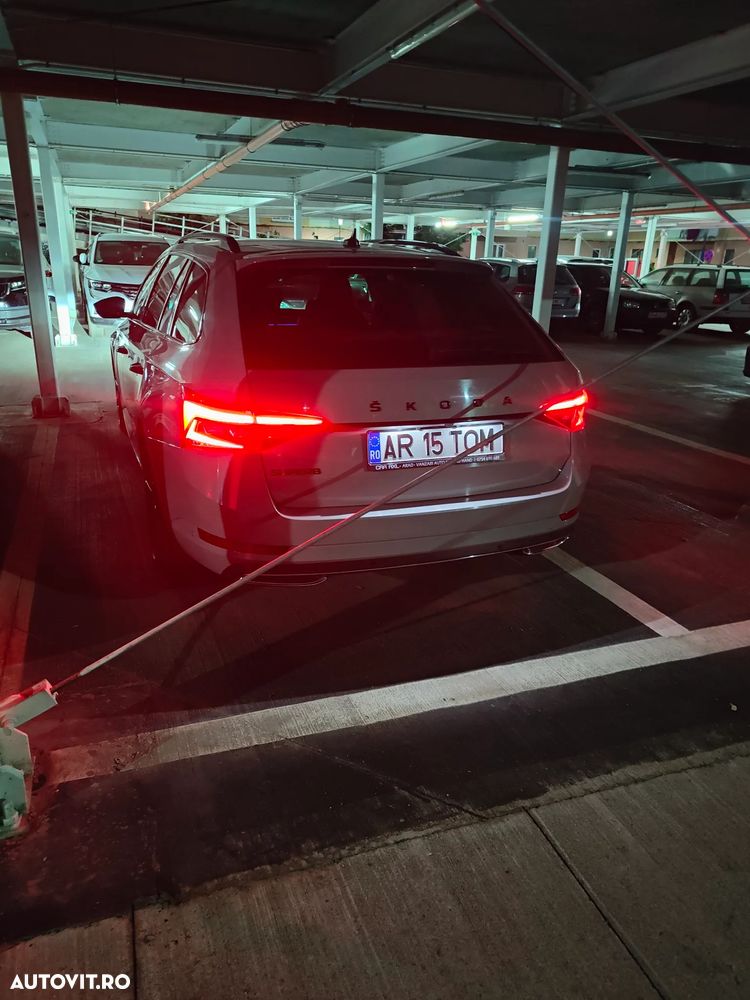 Skoda Superb 2.0 TDI DSG Premium Edition - 31