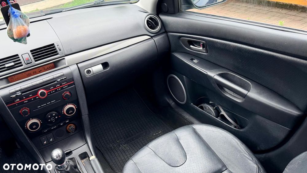 Mazda 3 - 13