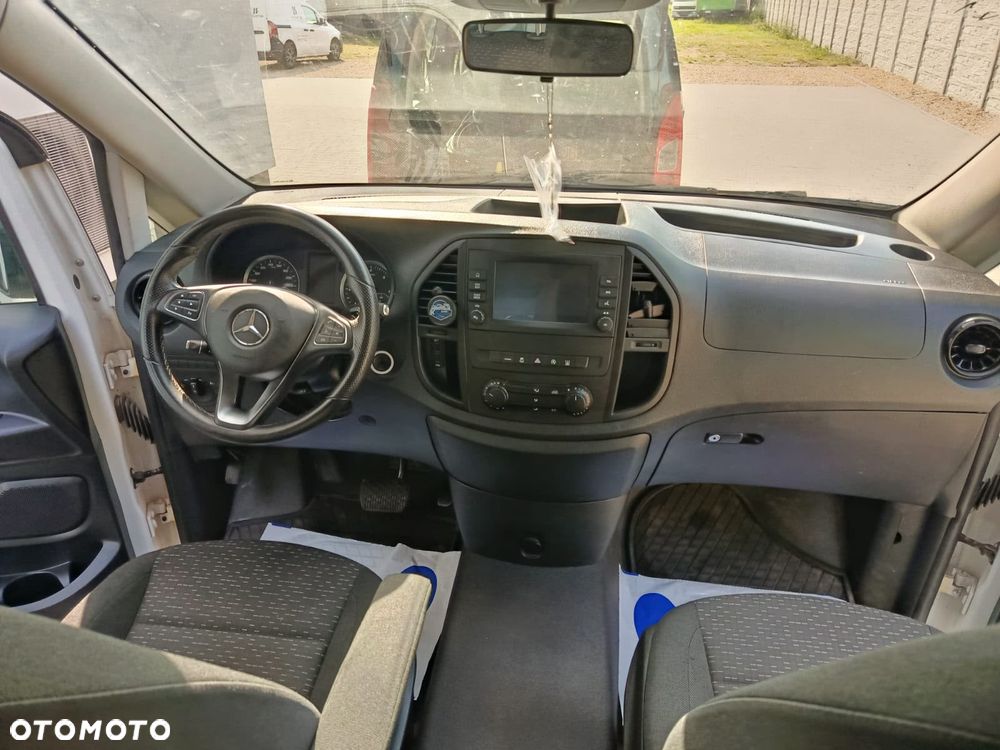 Mercedes-Benz Vito - 11