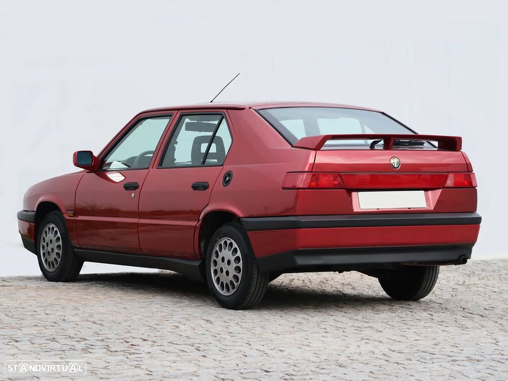 Alfa Romeo 33 1.3 - 8