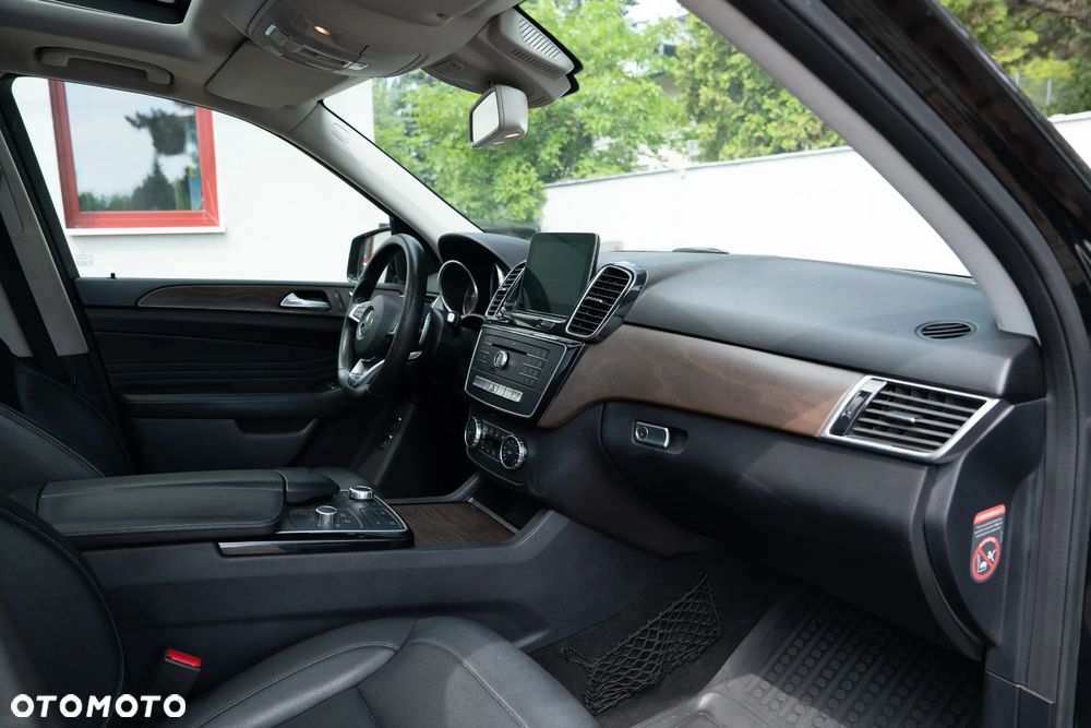 Mercedes-Benz GLE 250 d 4-Matic - 17