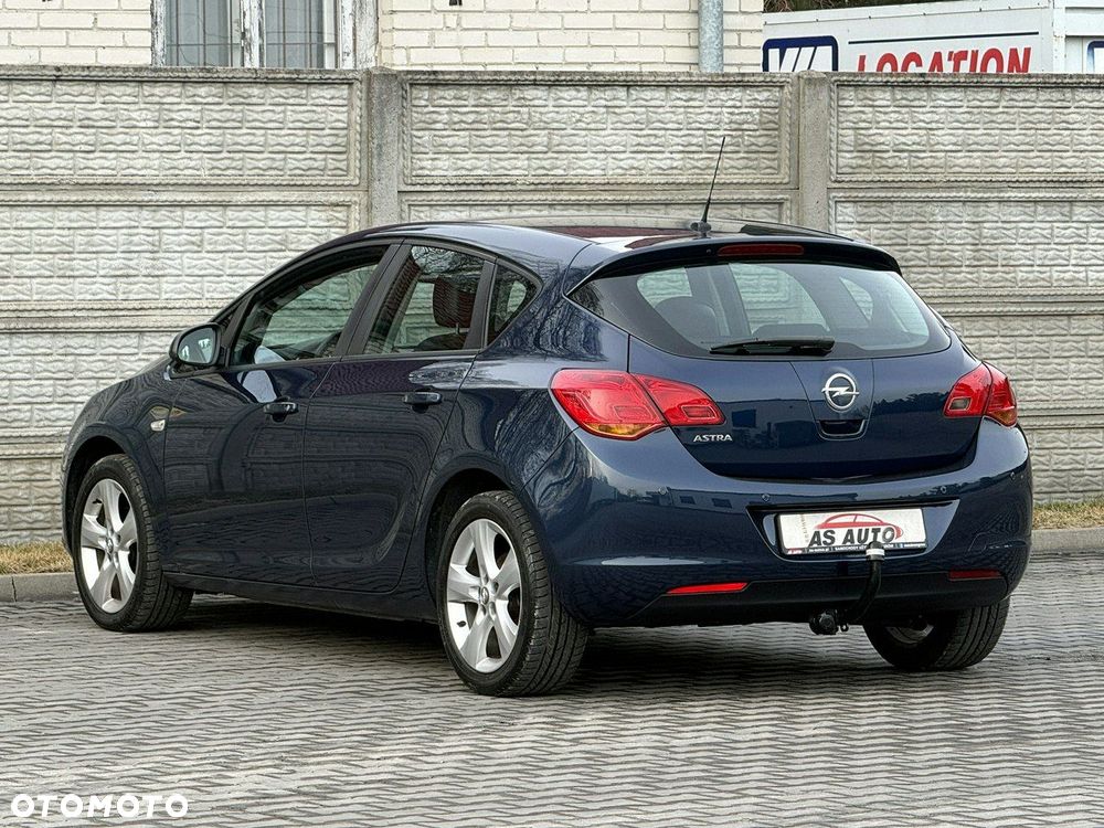 Opel Astra 1.6 Active - 38