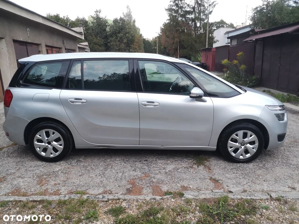 Citroën C4 e-HDi 115 Selection - 4