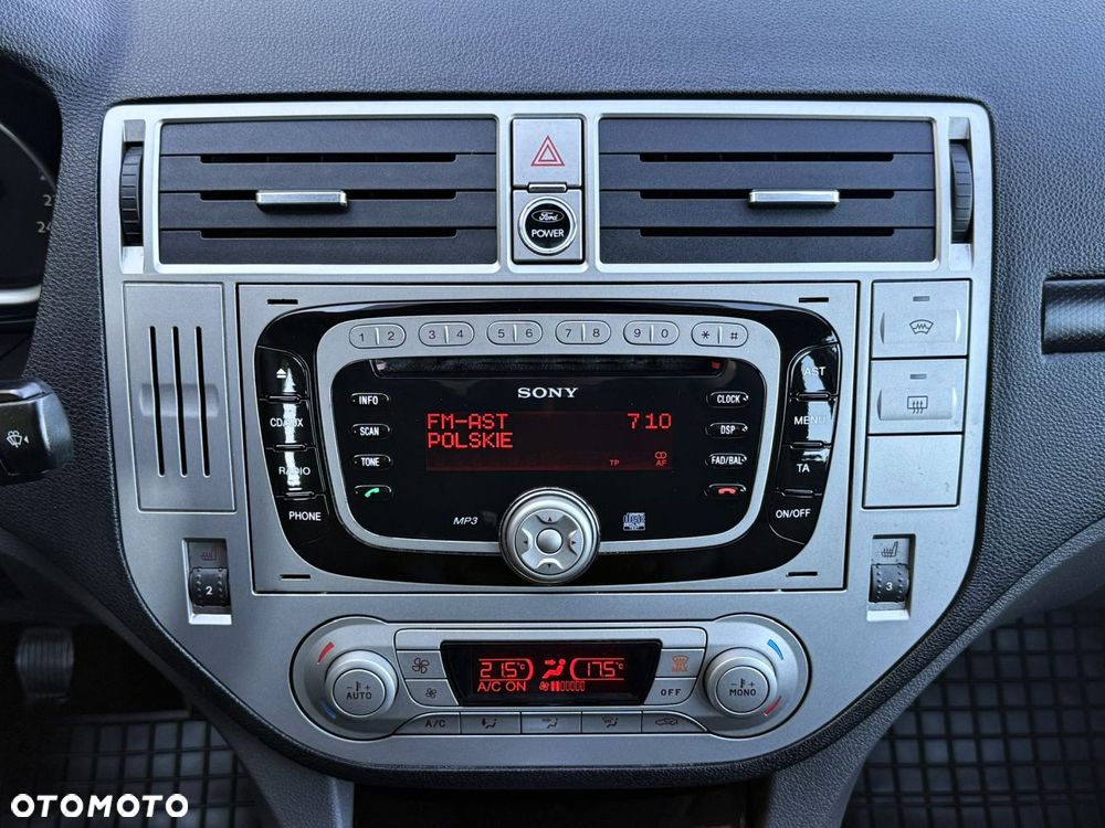 Ford Kuga - 29