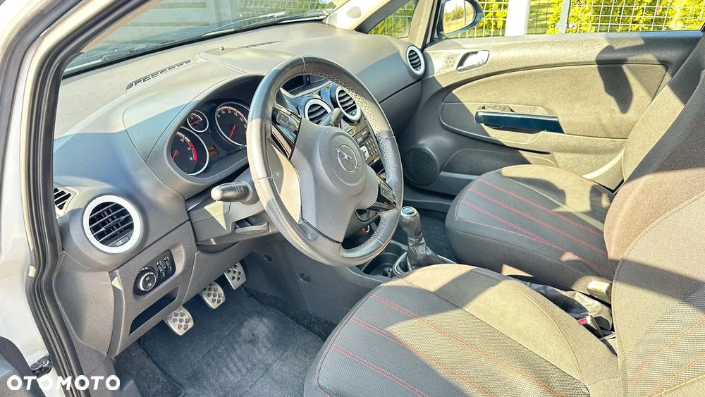 Opel Corsa 1.4 16V Enjoy - 8