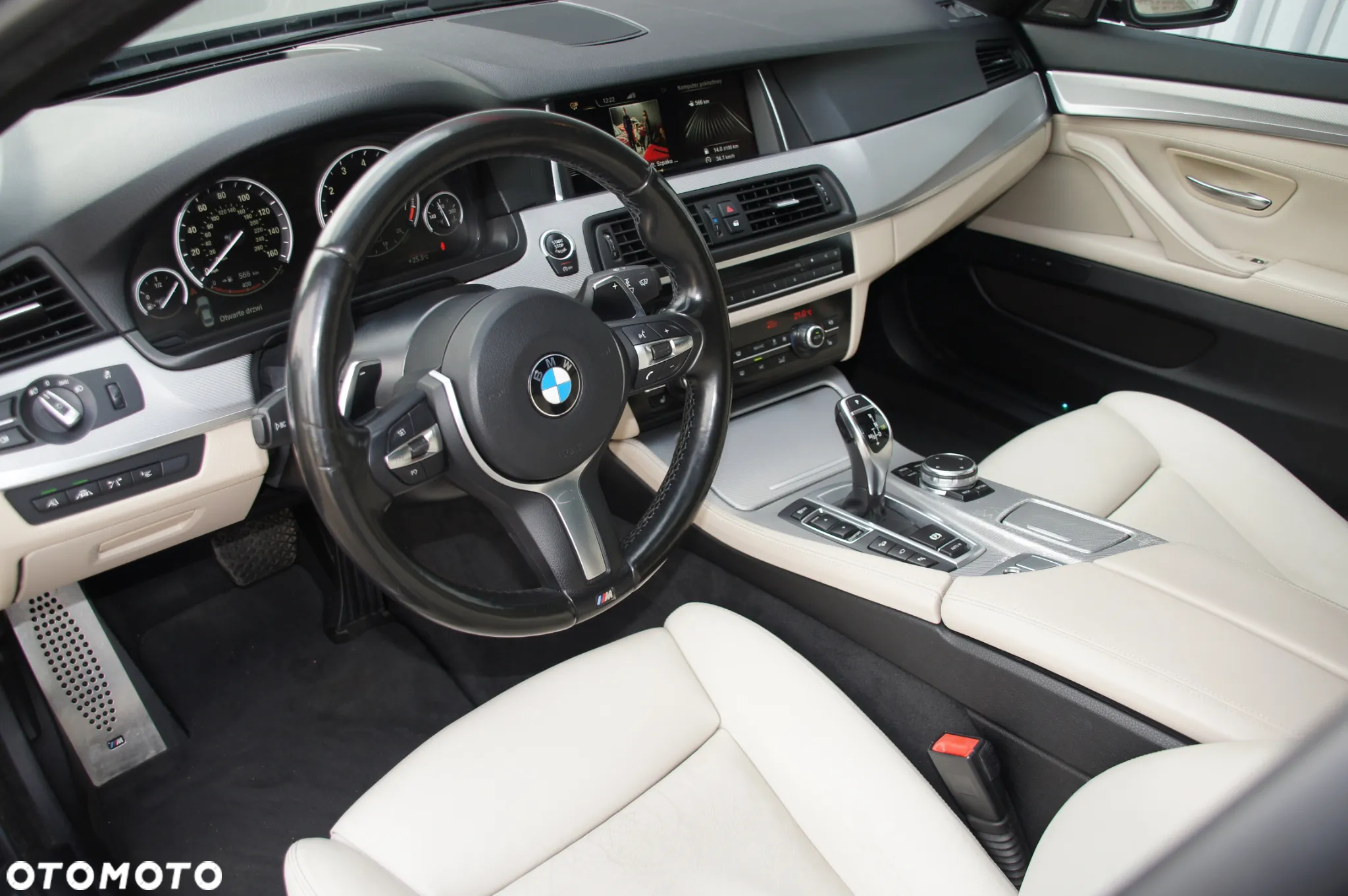 BMW Seria 5 535i xDrive - 10