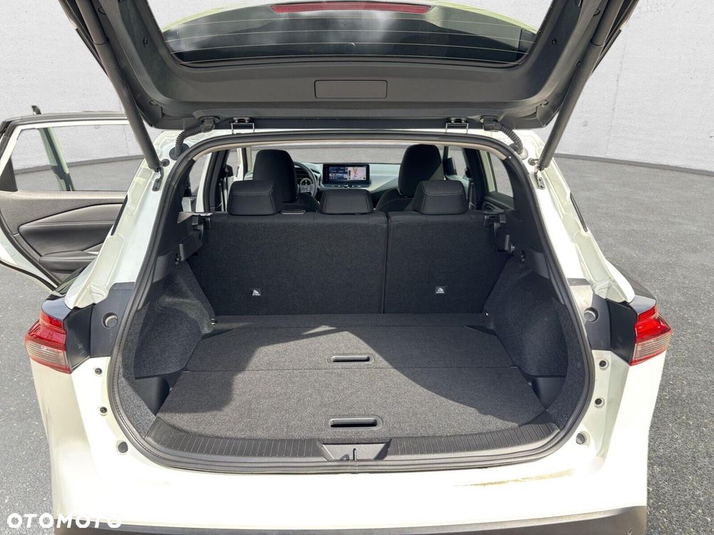 Nissan Qashqai 1.3 DIG-T mHEV N-Connecta Xtronic - 25