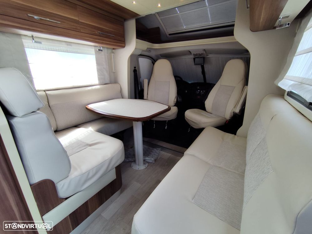 Roller Team Auto-Roller T-Line Magnifico Garage - 12