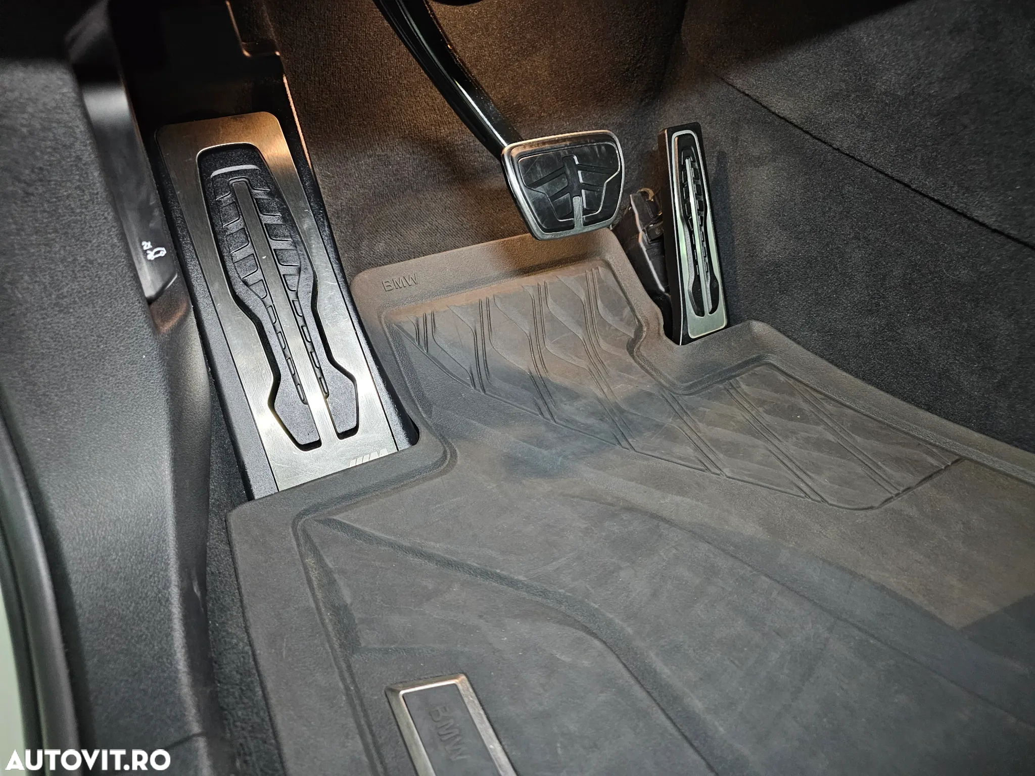 BMW X5 M M50i - 29
