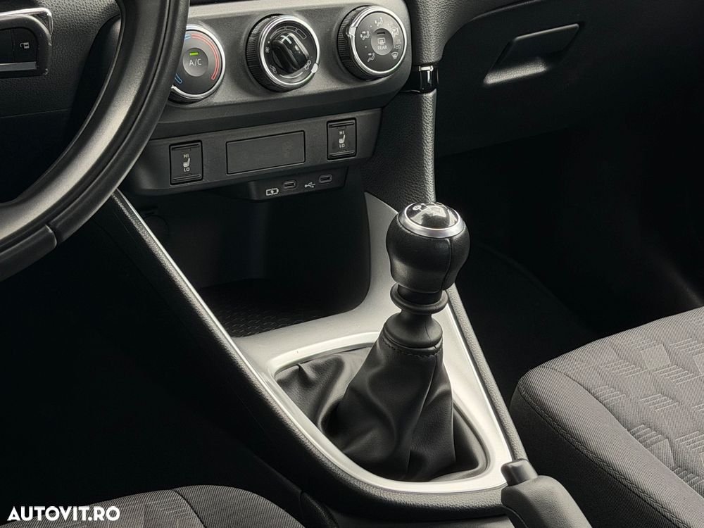Toyota Yaris 1.5 VVT-i Style - 6