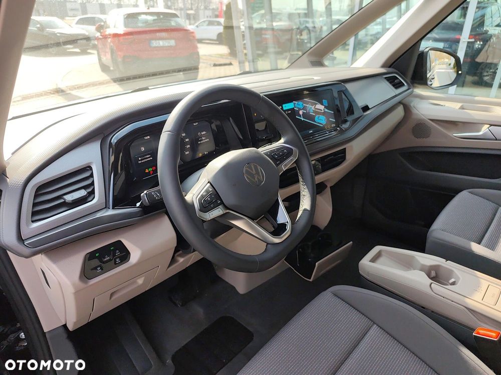 Volkswagen Multivan - 8