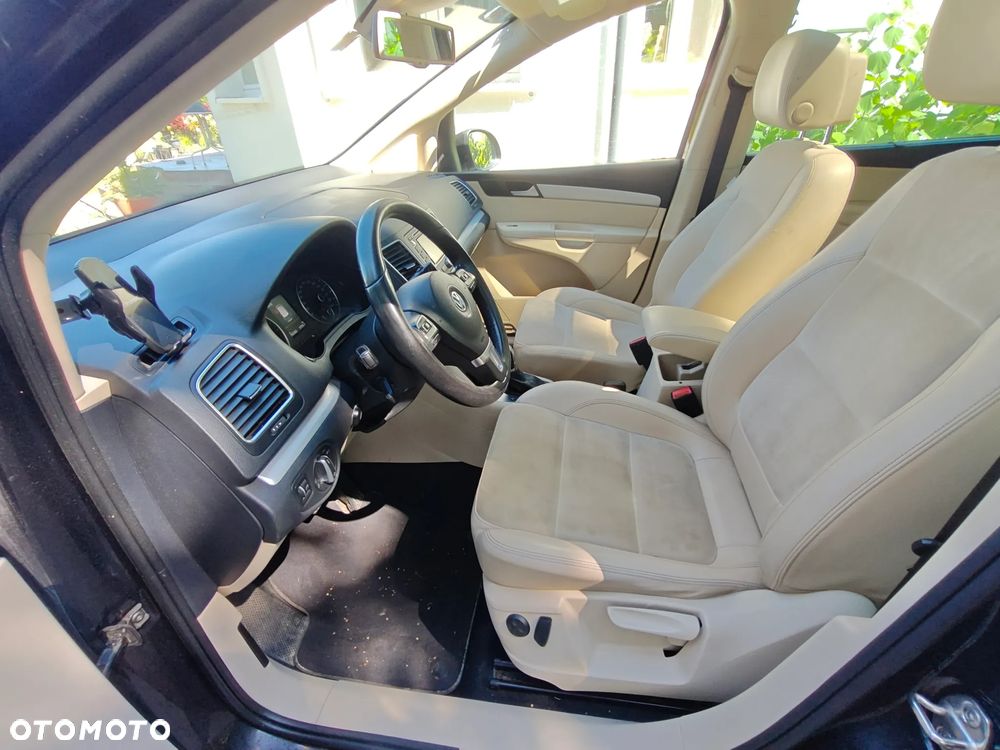 Volkswagen Sharan 2.0 TDI Highline DSG - 23