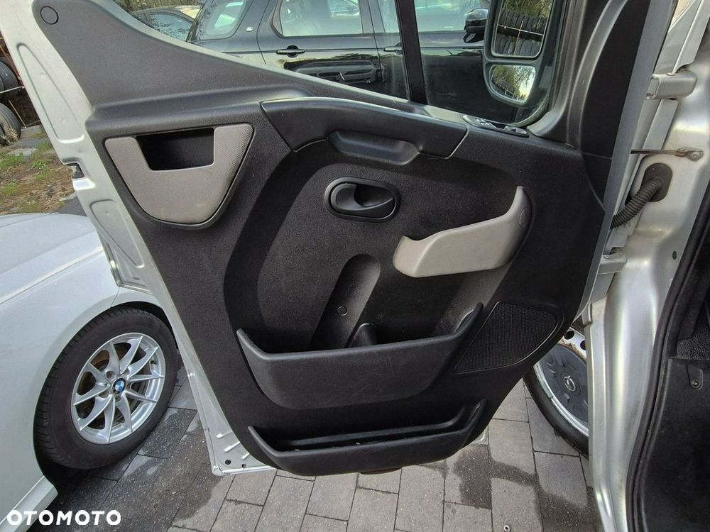 Opel Movano - 9