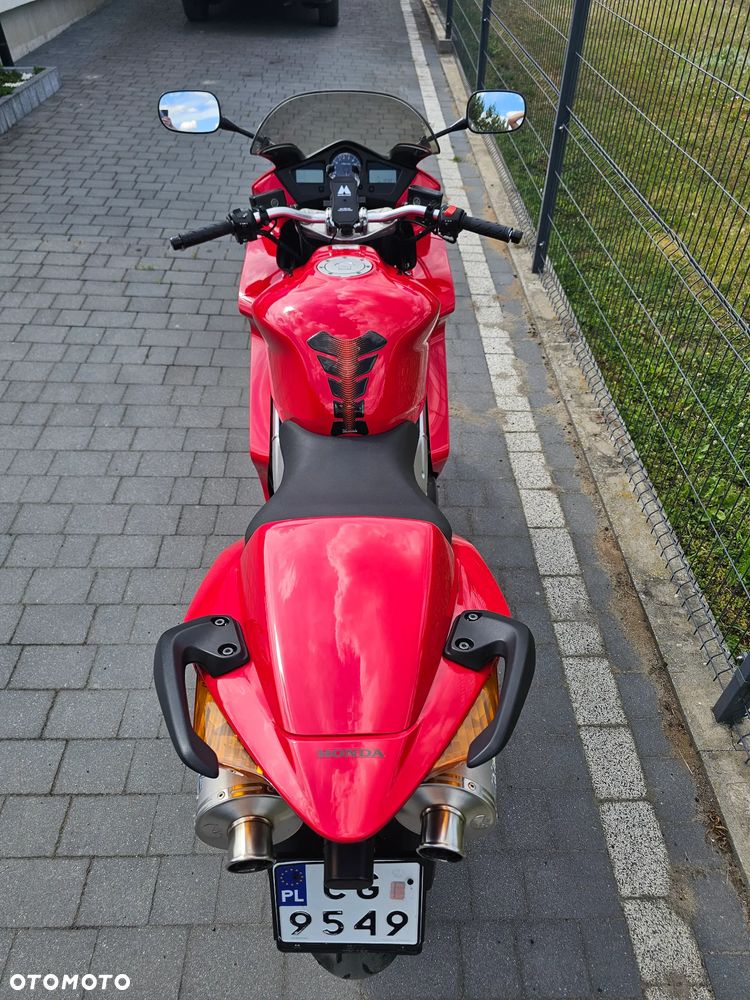 Honda VFR - 10