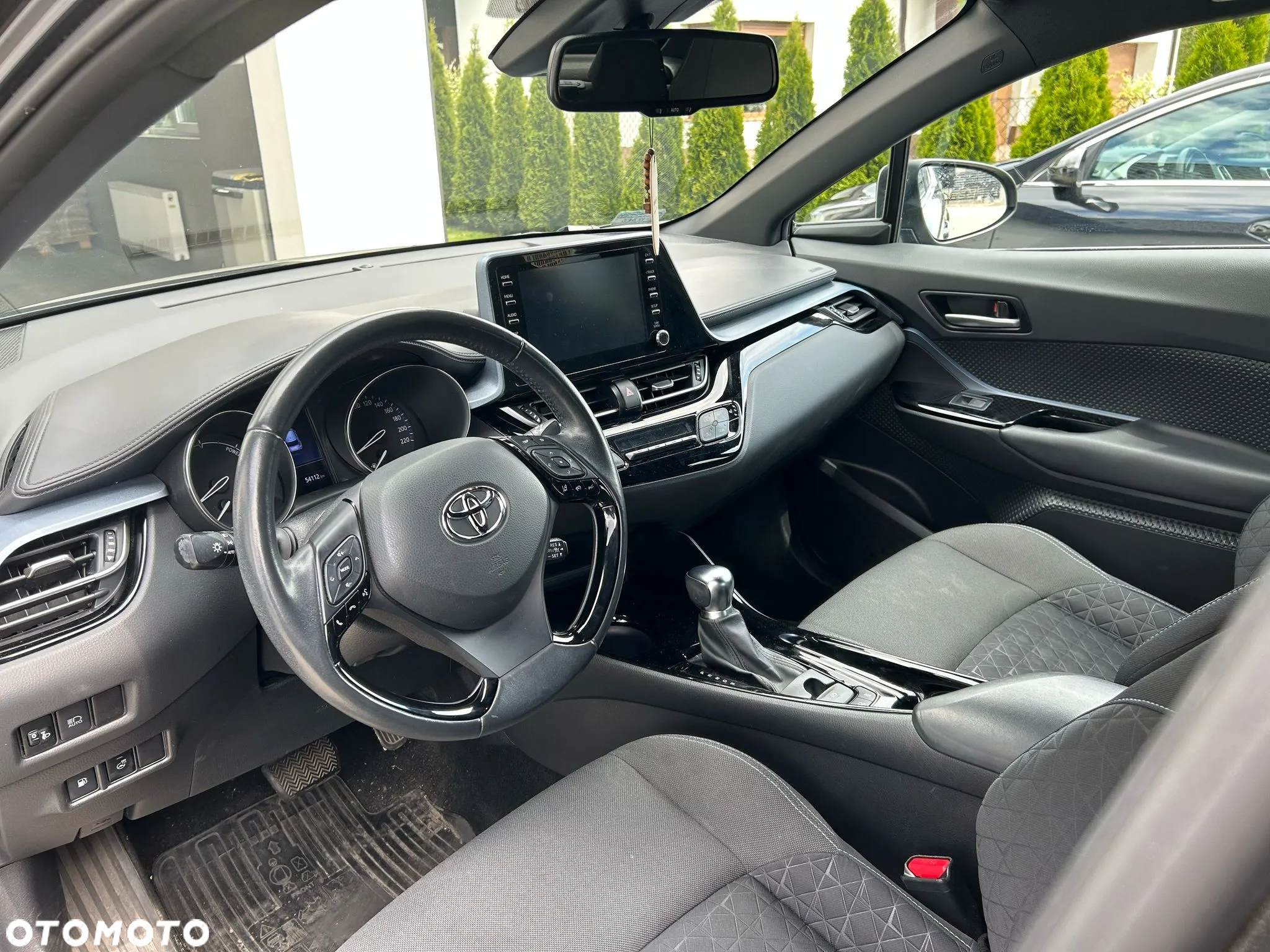 Toyota C-HR - 8