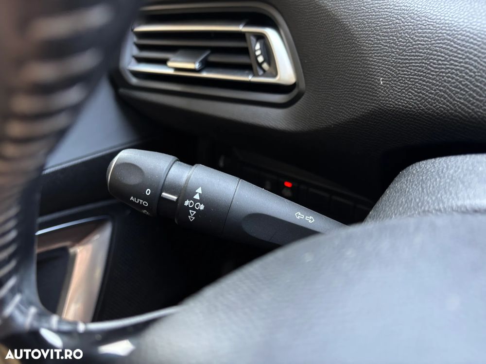 Peugeot 308 PureTech 110 Active Pack - 24
