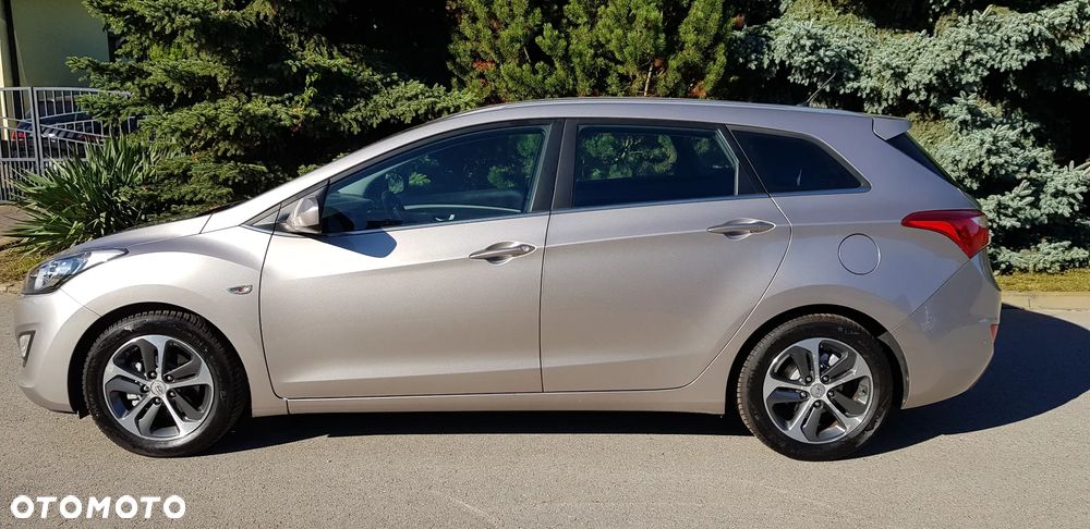 Hyundai i30 1.4 BlueDrive Base - 6