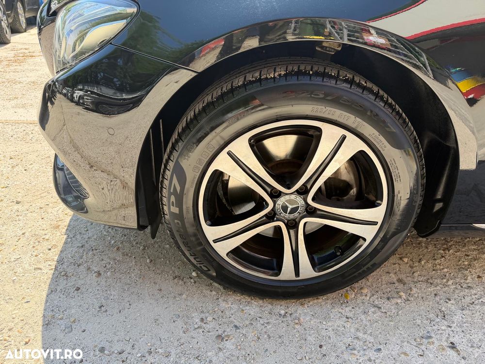 Mercedes-Benz E 220 d 4MATIC Aut. - 18