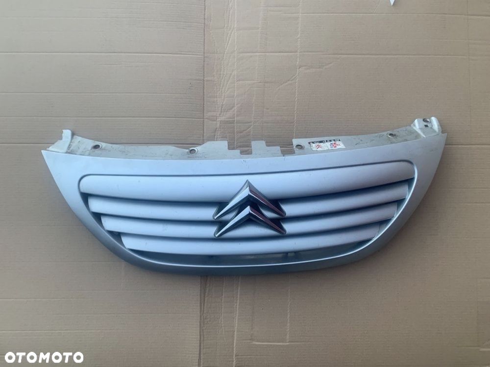 9647156780 Grill atrapa emblemat znaczek citroen c3 - 1