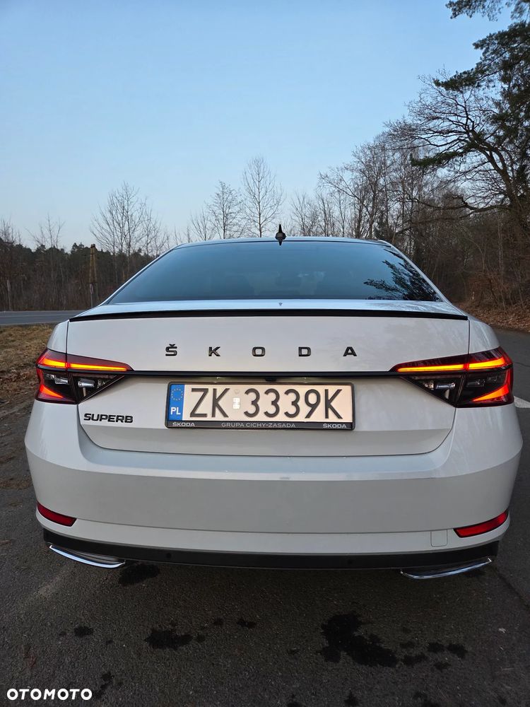 Skoda Superb 2.0 TSI Sportline DSG - 4