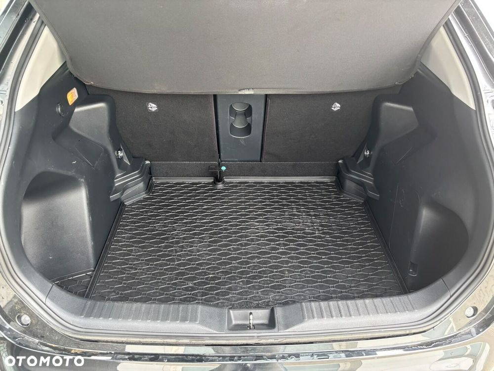 Toyota Yaris Cross Hybrid 1.5 Executive - 33