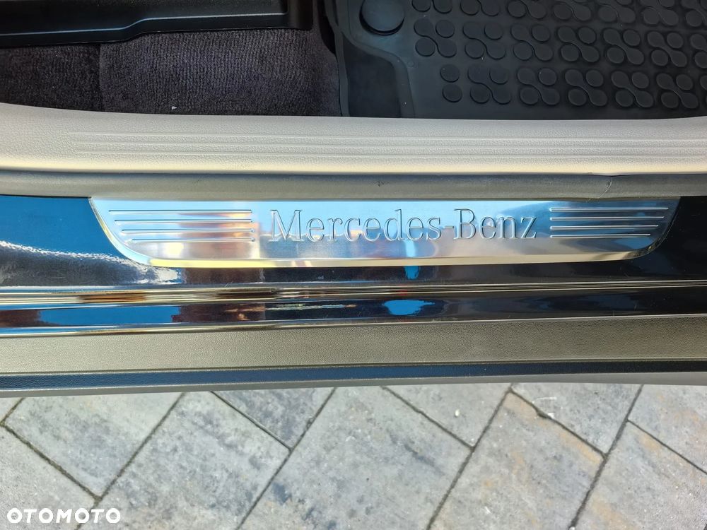 Mercedes-Benz GLC - 30