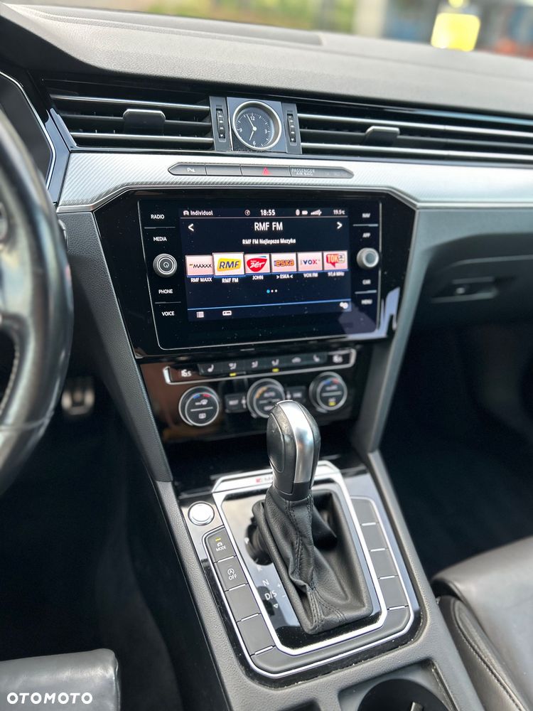 Volkswagen Passat - 7