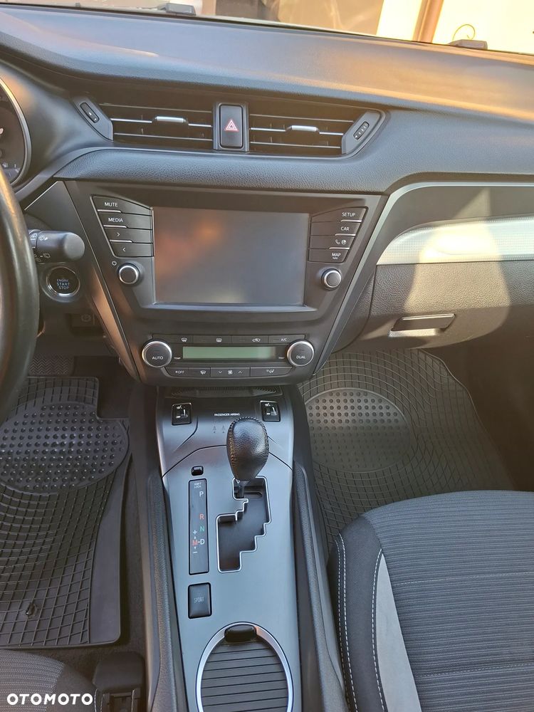 Toyota Avensis Touring Sports 1.8 Multidrive S Edition-S - 9