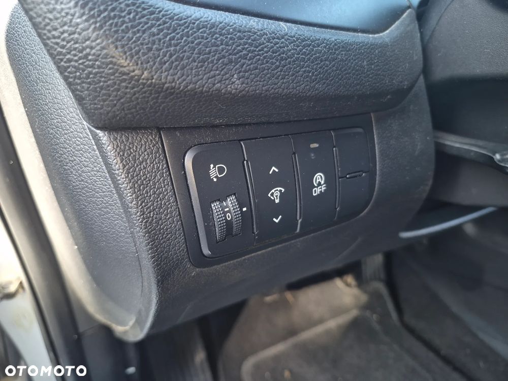 Kia Ceed 1.4 CVVT Dream Team Edition - 21
