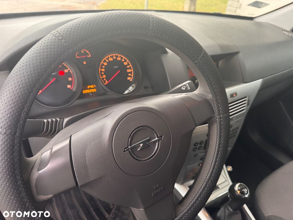 Opel Astra 1.6 Active - 15