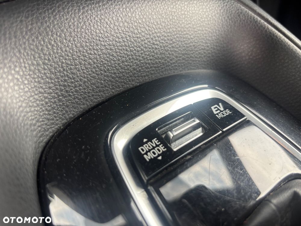 Toyota Corolla 2.0 Hybrid Comfort - 30