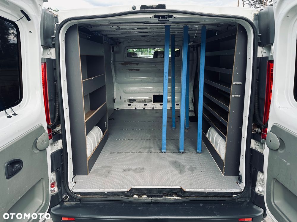 Renault Vivaro - 19