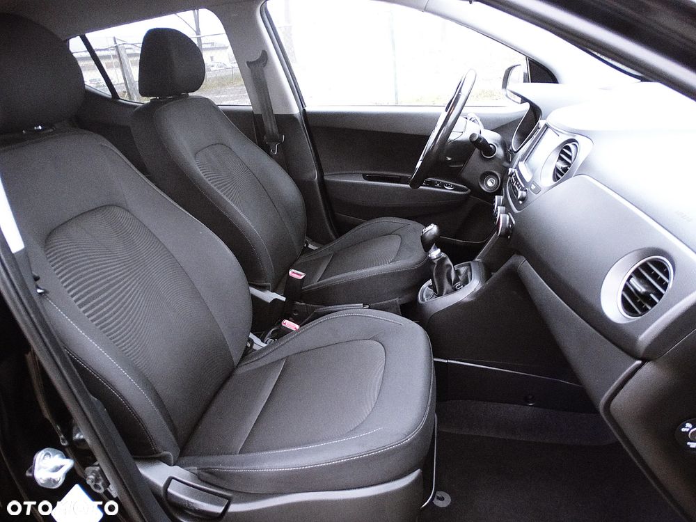 Hyundai i10 1.2 YES!+ - 32