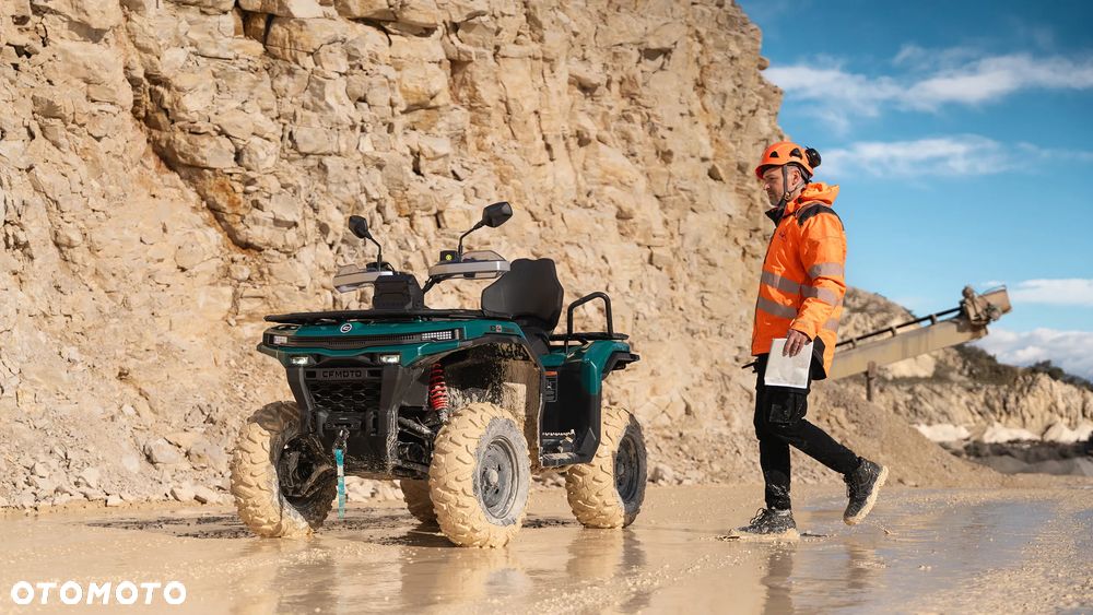 CFMoto CForce - 4