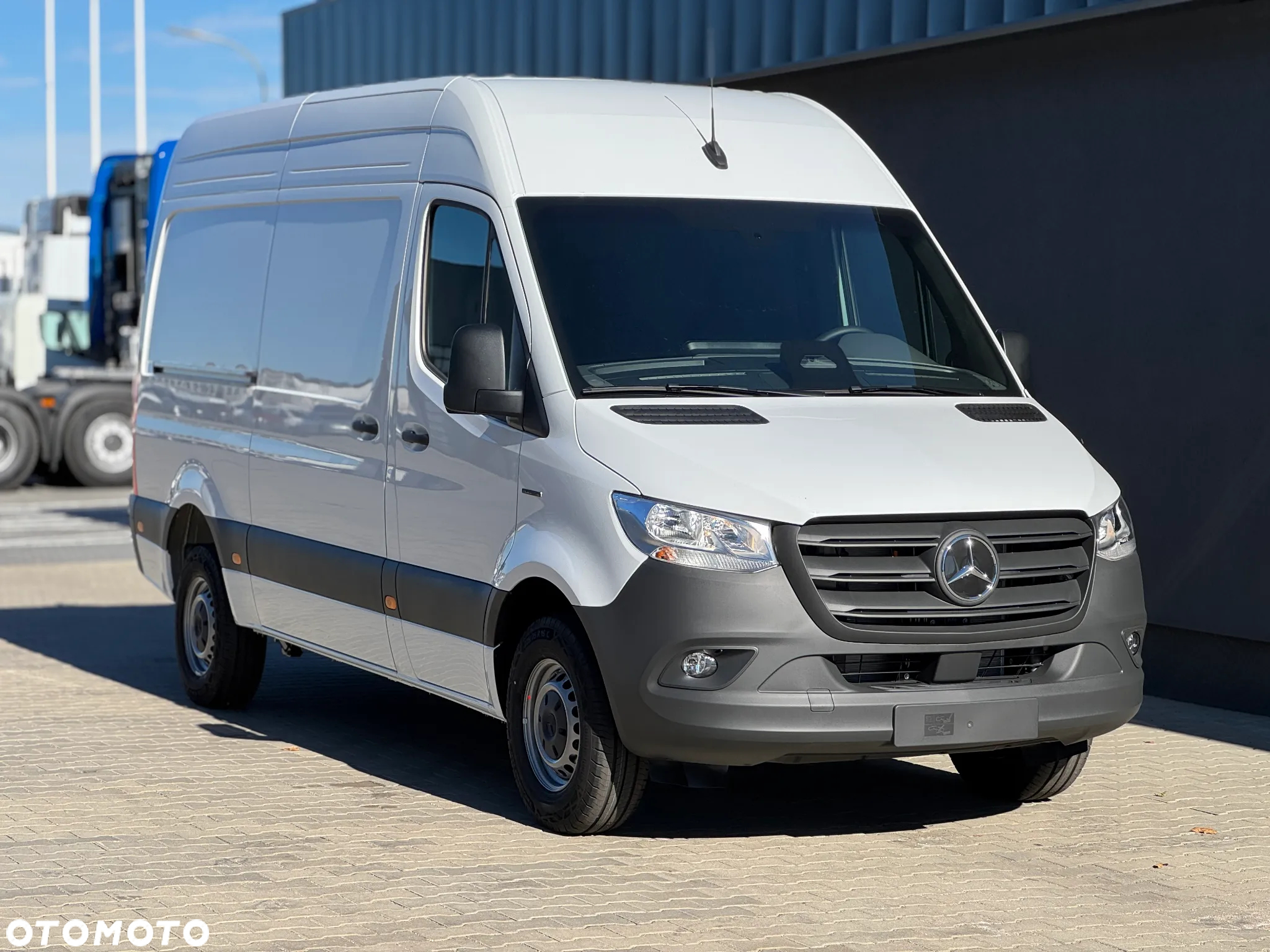 Mercedes-Benz eSprinter - 5