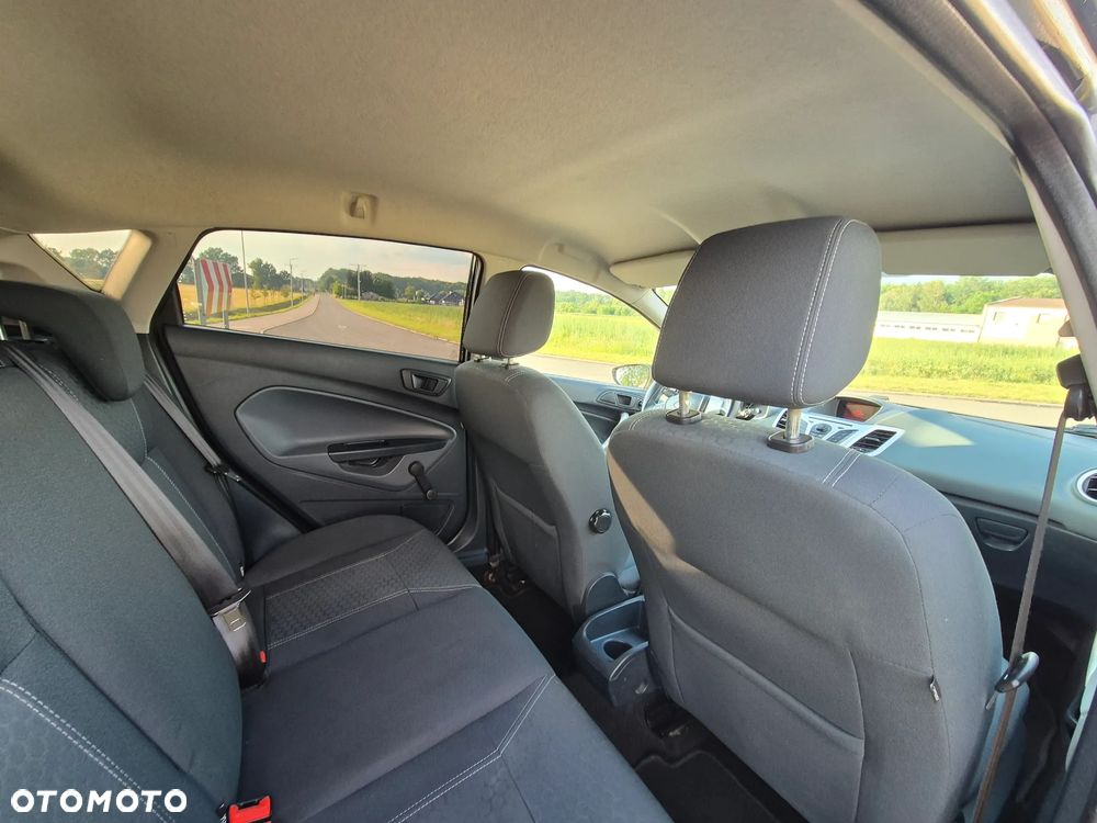 Ford Fiesta 1.25 Titanium - 25