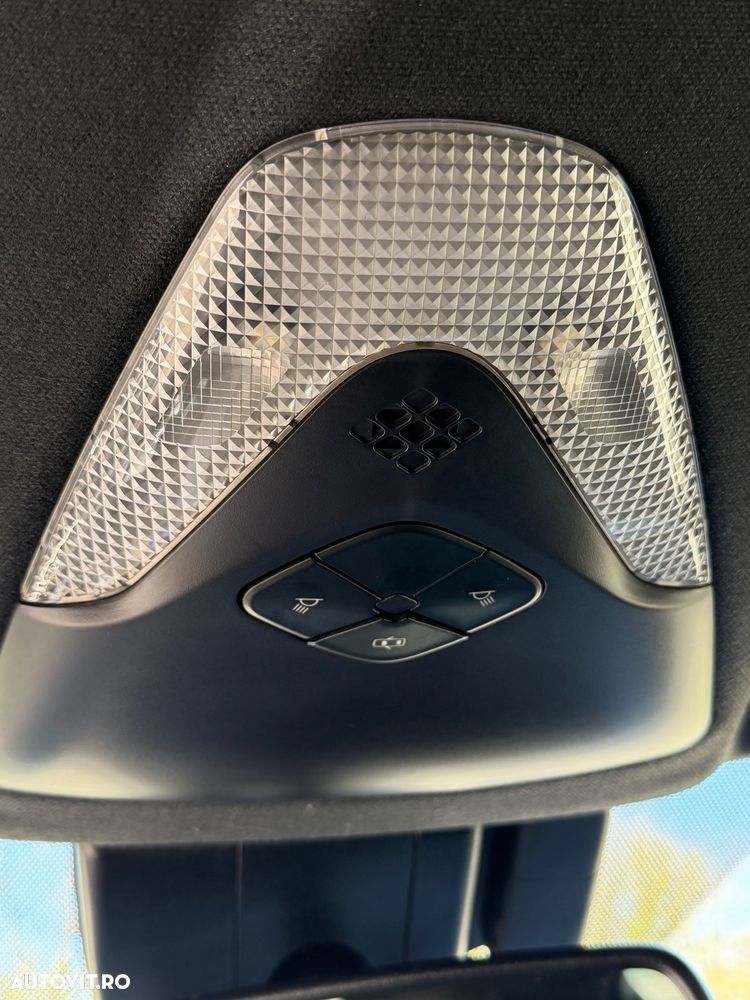 Toyota C-HR 1.8 HSD 4x2 CVT C-ult LED - 31