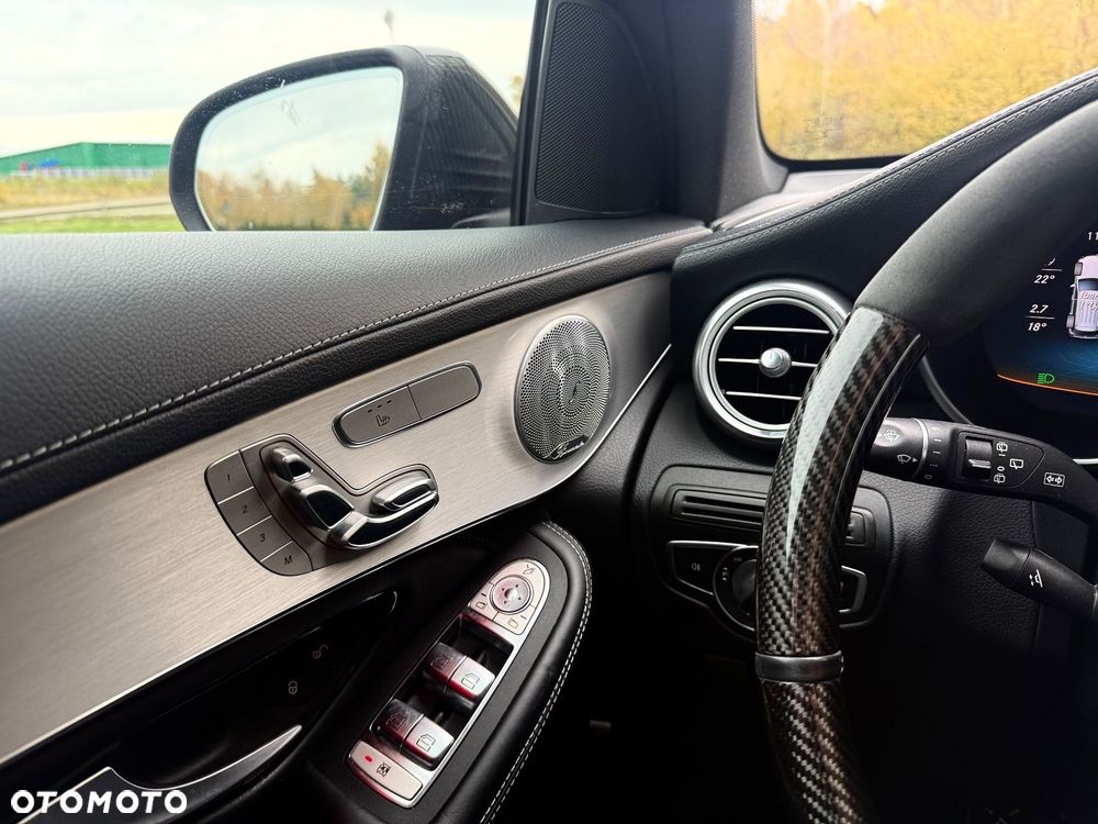 Mercedes-Benz GLC - 22