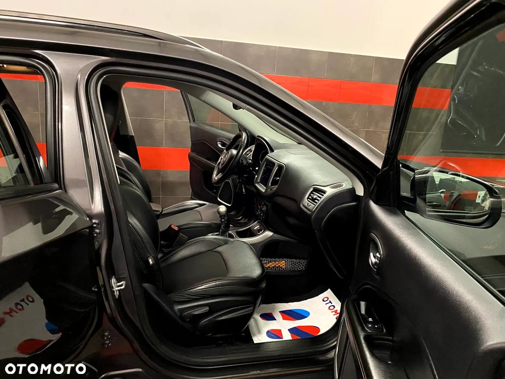 Jeep Compass 1.4 MultiAir Business Line - 19