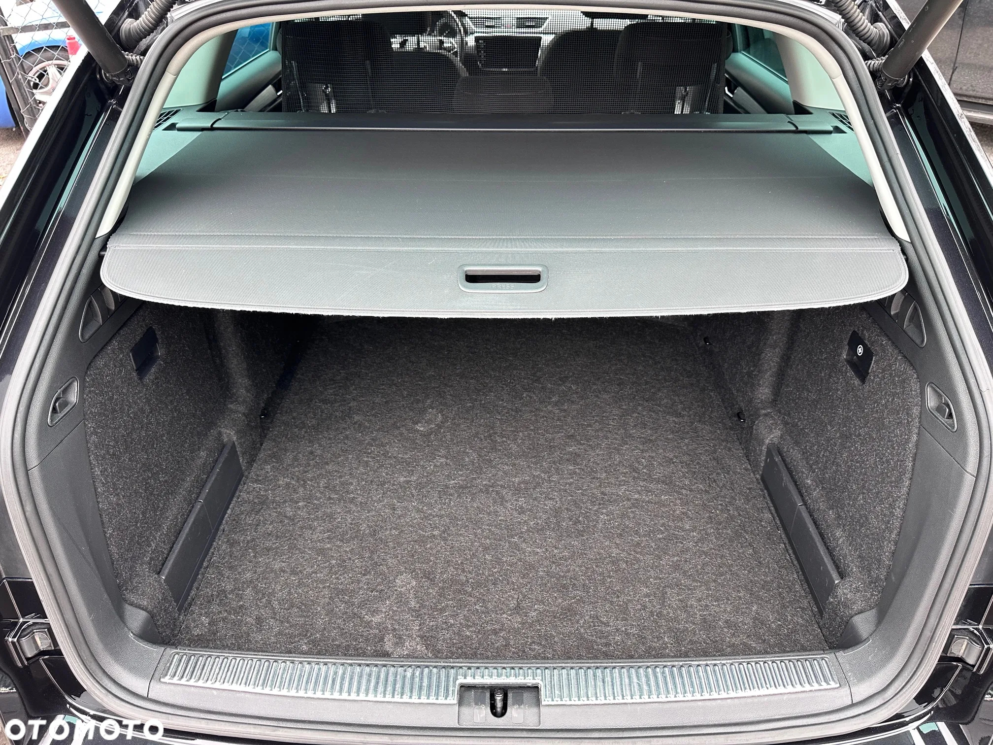 Skoda Superb 2.0 TDI SCR Ambition DSG - 8