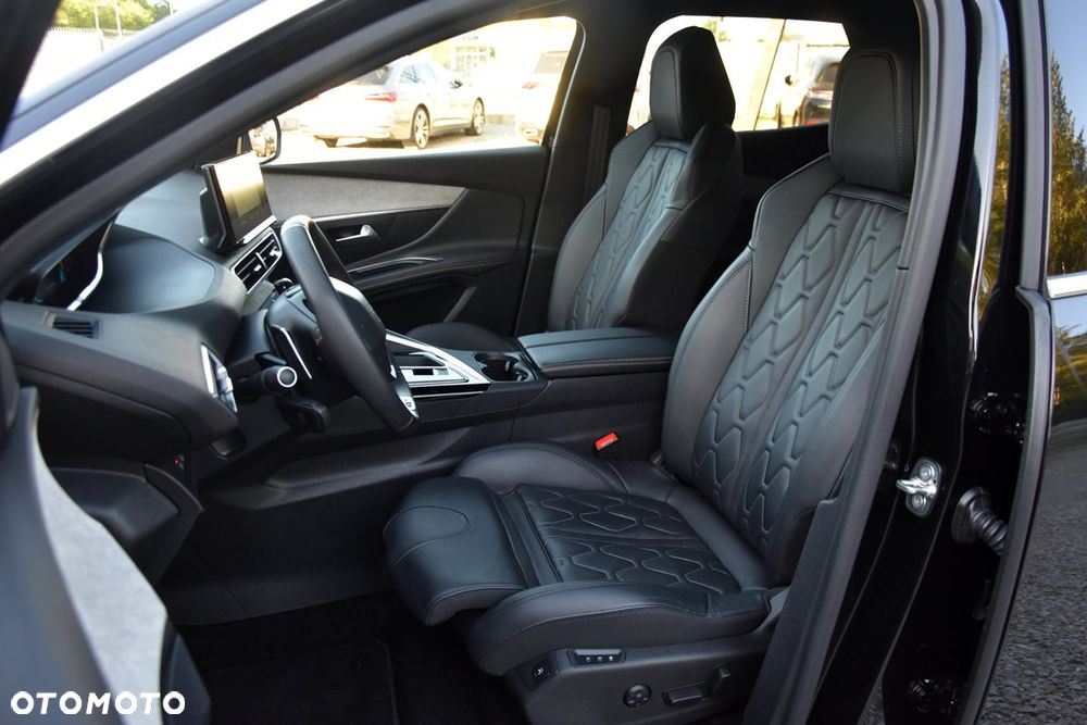 Peugeot 3008 1.6 PureTech HYbrid GT Line S&S EAT8 - 21